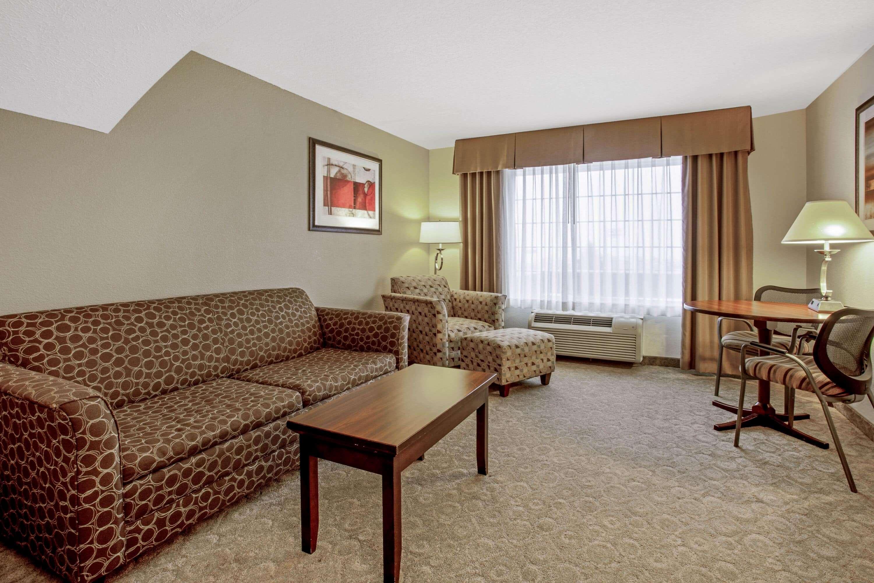 La Quinta By Wyndham Bismarck Hotel Exterior photo